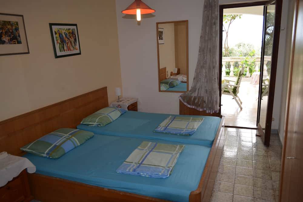 Ganze Wohnung, Haus im mediterranen Stil, Kinder u. Tierfreundlich, sehr gut der Natur angepaßt in Sveti Stefan, Opština Budva