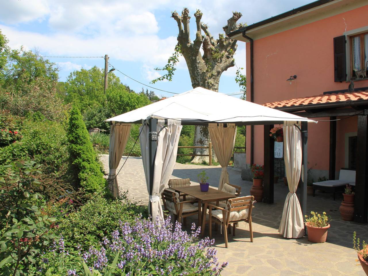 Ferienhaus in Mulazzo mit Naturteich in Mulazzo, Val di Magra