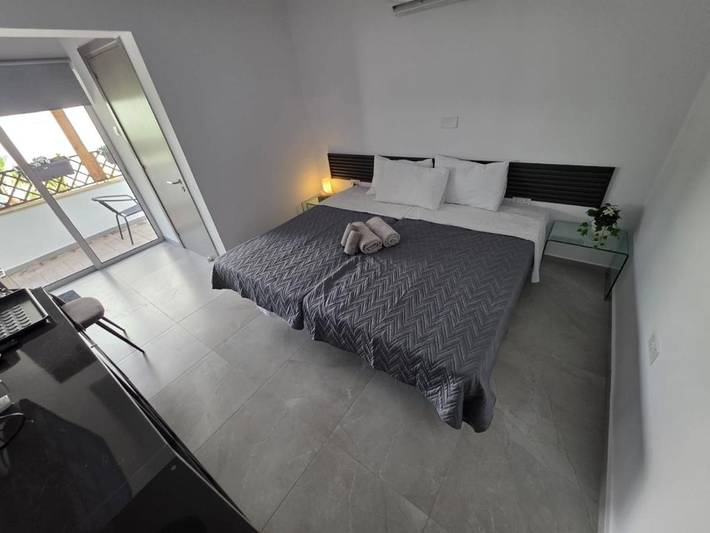 Maison d’hôte pour 3 personnes, avec vue ainsi que jardin et terrasse à Larnaca - 2