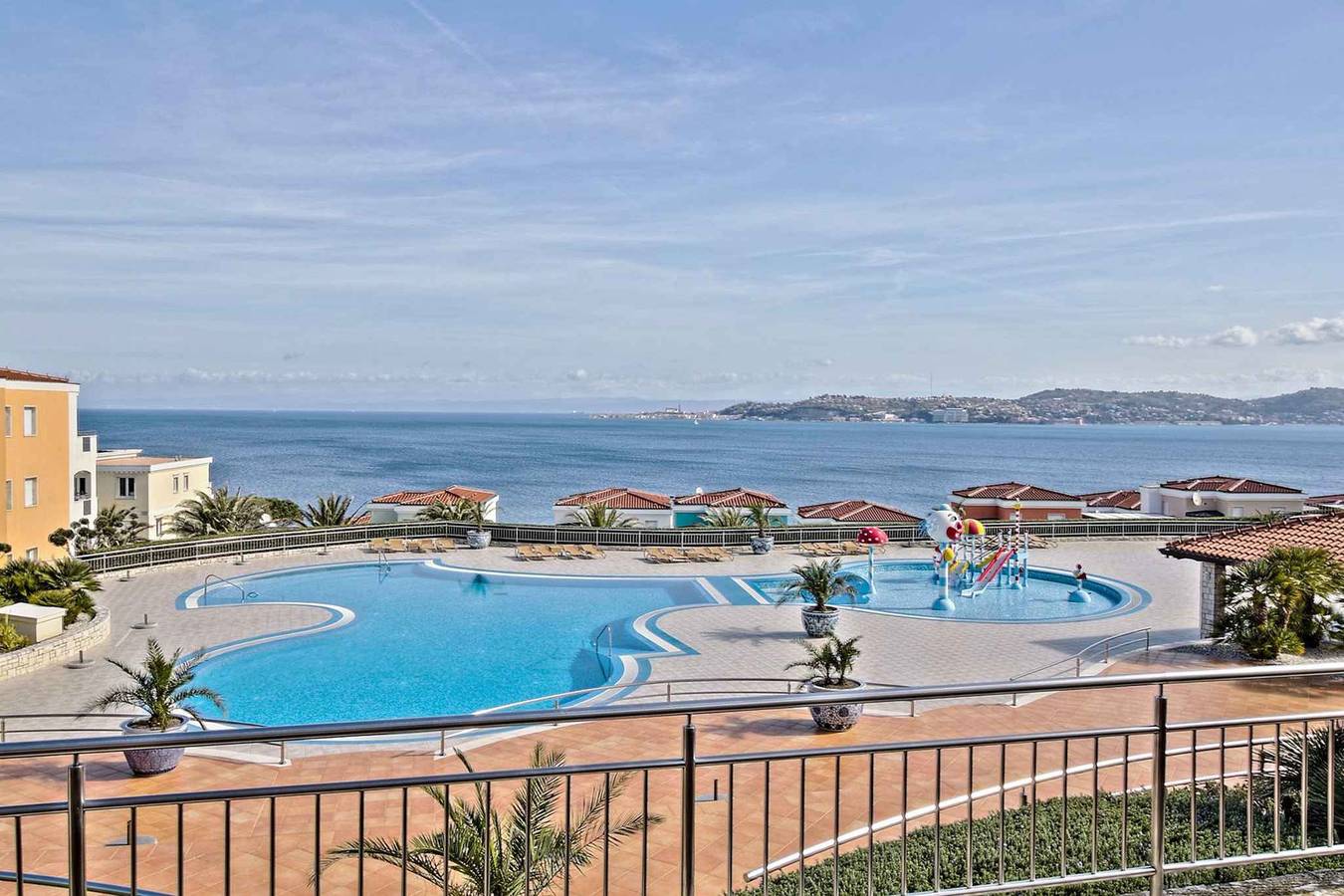 Apartamento vacacional entero, Apartamento vacacional con balcon y wifi  in Savudrija, Region de Umag