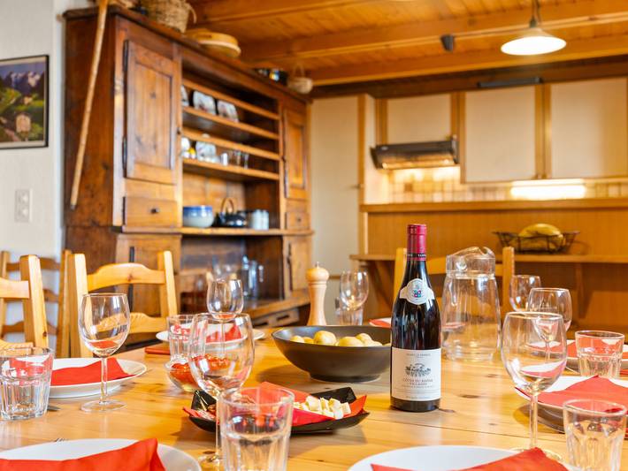 Location de vacances pour 8 personnes, avec jardin et balcon à Val-d'Illiez - 4