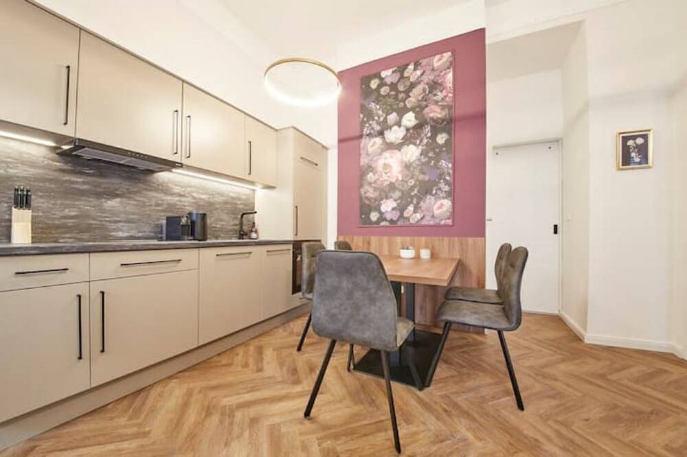 Voll ausgestattetes Design Apartment Nähe U-Bahn in Wien, Wienerwald