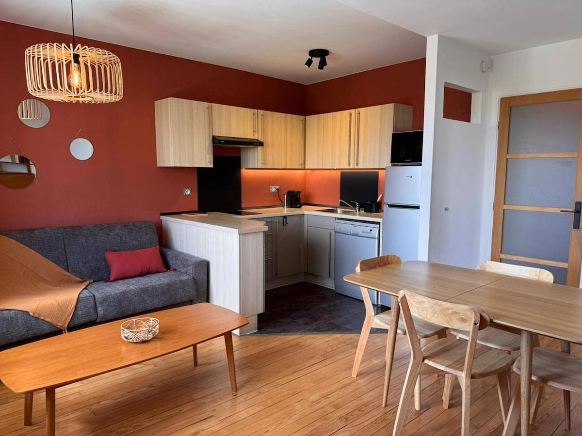 Appartement entier, ღ Fabuleux - Proche Plage, Parking privé, Wifi in La Rochelle, Région de La Rochelle