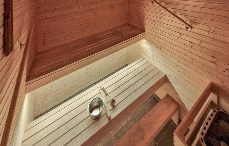 Ferienhaus für 8 Personen mit Garten in Berlevåg