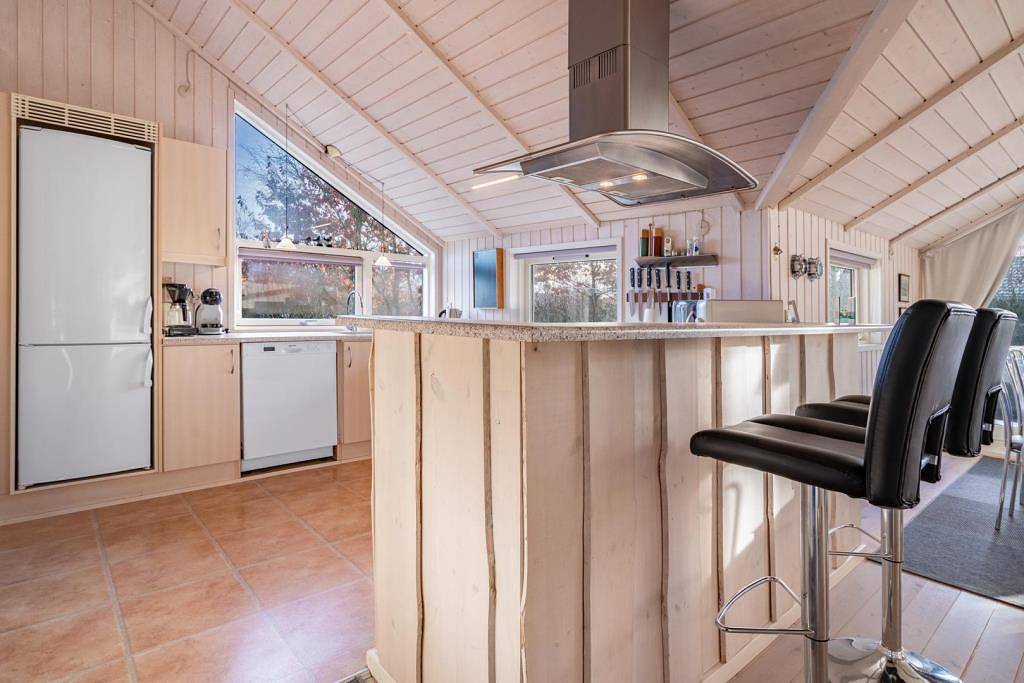 Fasanvænget 8 – Sommerhus med sauna, spa og brændeovn i Bork Havn in Bork Havn, Ringkøbing Fjord