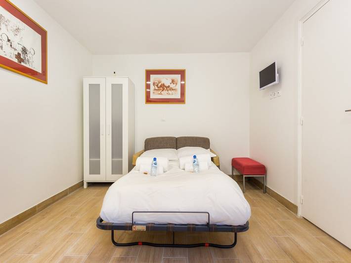 Apartamento entero, Estudio auténtico - 2P - Malakoff in Malakoff, Altos del Sena