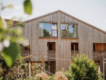 Ferienwohnung für 2 Personen, mit Ausblick und Garten in Latsch