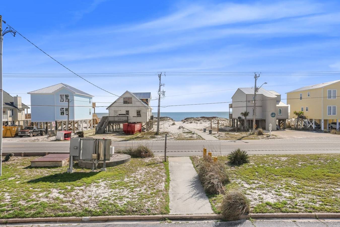 Entire apartment, Sea Oats 102C- Beach view, Pool, 25 steps to beach in Gulf Shores, Mobile Bay