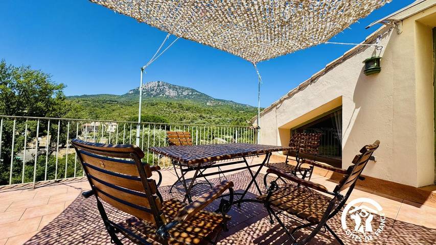 Gîte pour 6 personnes, avec terrasse