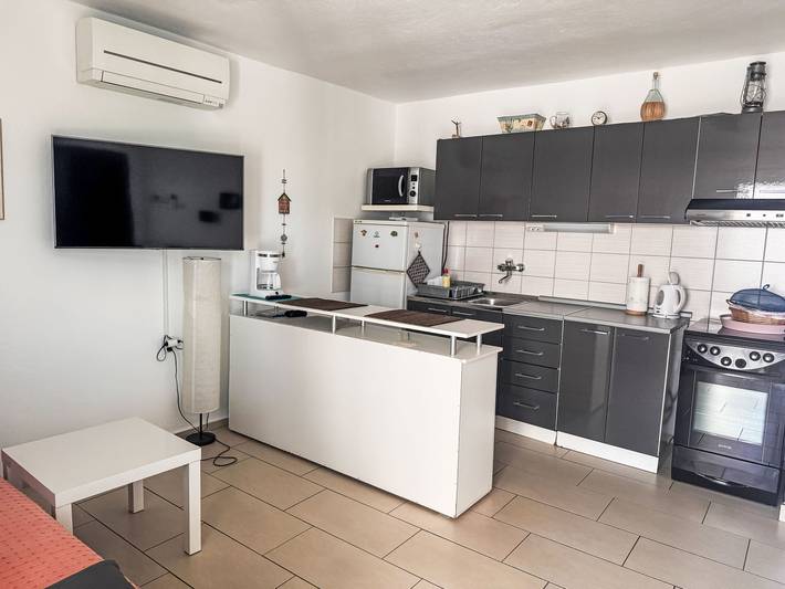 Ferienhaus für 6 Personen, mit Balkon und Terrasse sowie Garten in Pakostane - 4