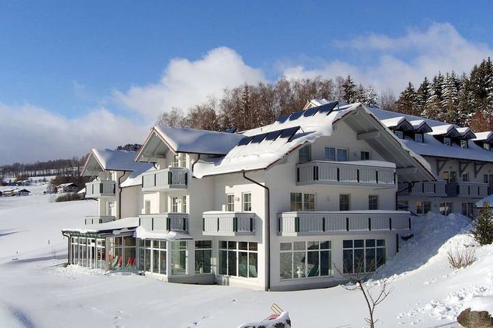 Ferienwohnung für 4 Personen, mit Whirlpool und Garten sowie Pool - 1