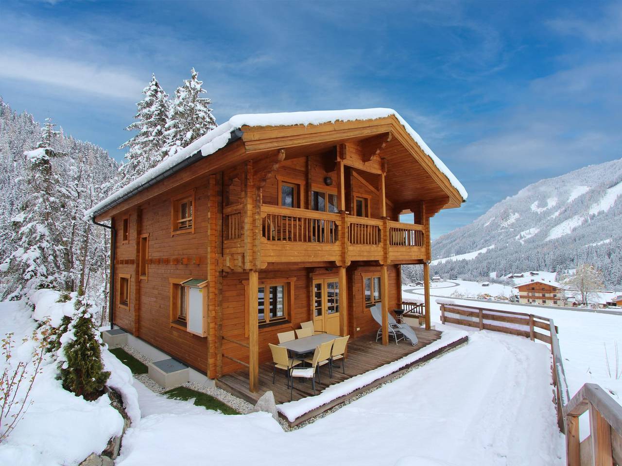 Gruppenchalet aus Holz mit Sauna, Kamin und Grill
 in Krimml, Zillertaler Alpen