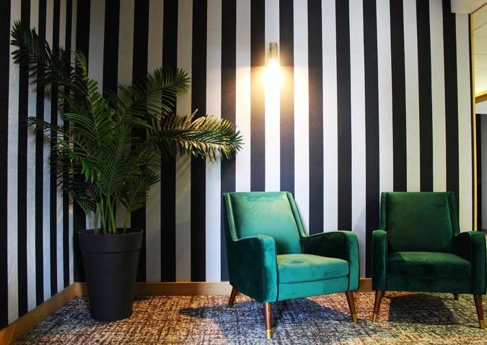 Hôtel pour 2 personnes, avec terrasse, animaux acceptés à Montceau-les-Mines - 3