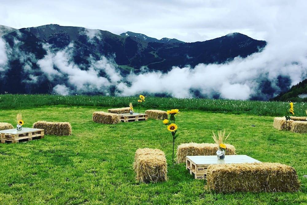 Book the entire Borda del Pi just for you 𓃵 𓃹𓅂 in Canillo, Grandvalira