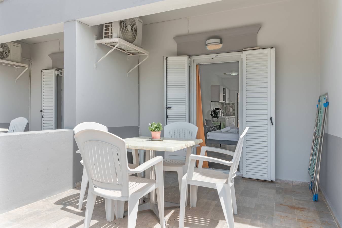 Appartement entier, Appartement "No 10" avec piscine partagée, Wi-Fi et climatisation in Panormos, Kalymnos