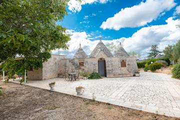 Trullo per 4 Persone in Locorotondo, Valle D'Itria, Foto 1