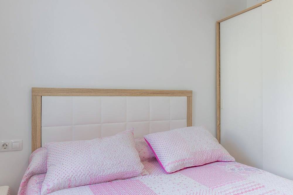 Villa 'Esperanza' with Private Pool, Wi-Fi and Air Conditioning in Polop, Costa Blanca