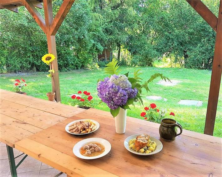 Hostel für 3 Personen, mit Garten und Terrasse sowie Ausblick - 1
