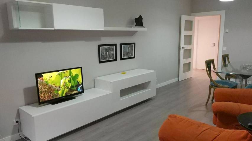 Apartamento de vacaciones para 6 personas, con vistas y jardín - 1
