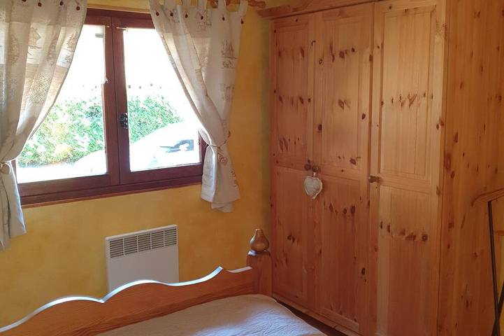 Traditionelles Berghütte, gelegen im Naturpark Haut-Jura in Les Bouchoux, Regionaler Naturpark Hochjura