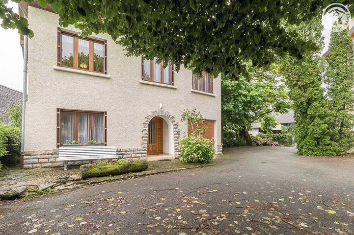 Ferienhaus für 9 Personen, mit Terrasse und Garten - 1