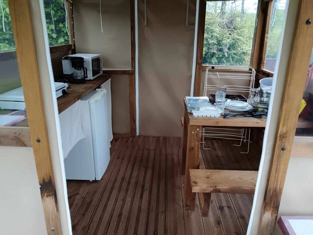 Camping 2 étoiles - ccbgadd in La Tour-d'Auvergne, Regionaler Naturpark Volcans d'Auvergne