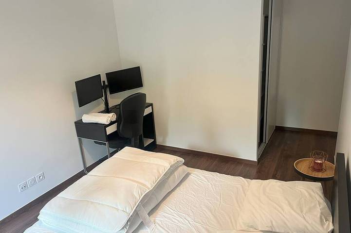 Ganze Wohnung, Bright and Spacious 3-Bedroom Apartment - Direct Access to Central Paris in Choisy-le-Roi, Val-de-Marne