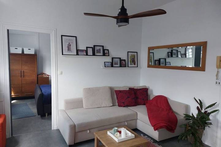 Ganze Wohnung, Apartment for 2 people in the heart of downtown Epernay- Champagne, in Épernay, Marne