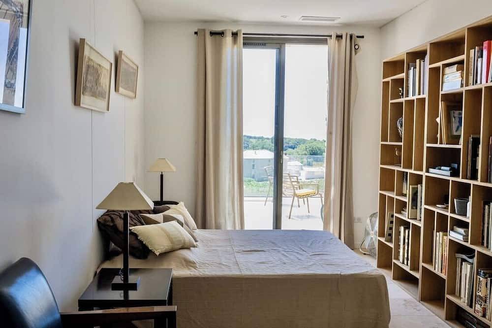 Belle maison contemporaine avec piscine à débordement et vue sur le Mont Ventoux in Montbrison-sur-Lez, Région de nyons