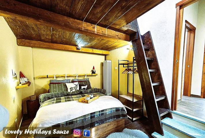 Chalet per 6 persone, con giardino e panorama nonché balcone a Sestriere e dintorni