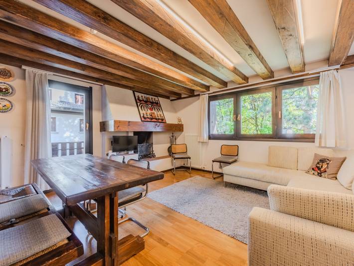 Gîte pour 5 personnes, avec terrasse et jardin à Carisolo - 2