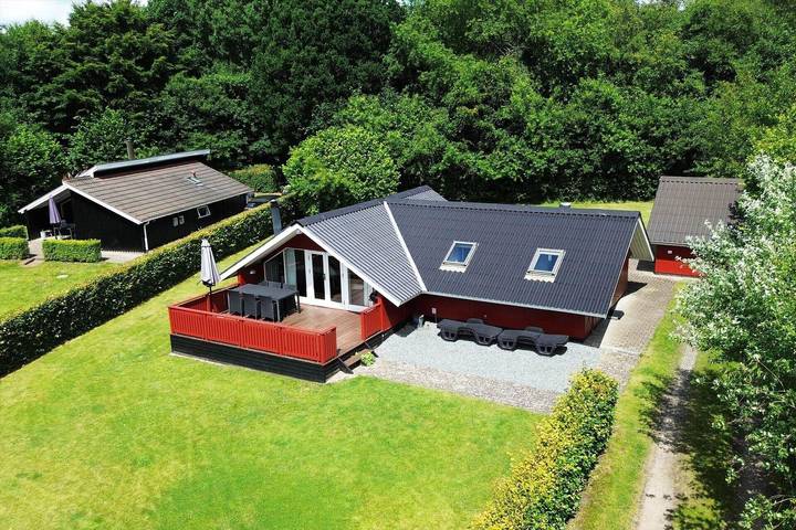 Ferienhaus für 6 Personen, mit Terrasse und Garten sowie Pool in Südjütland