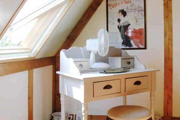 Gîte pour 2 personnes, avec jardin à Courtils - 2