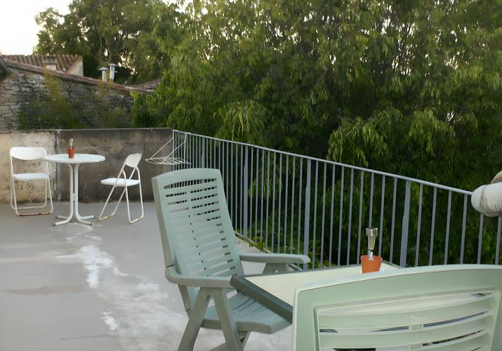 Chambre d’hôte pour 6 personnes, avec jardin dans le Gard - 2