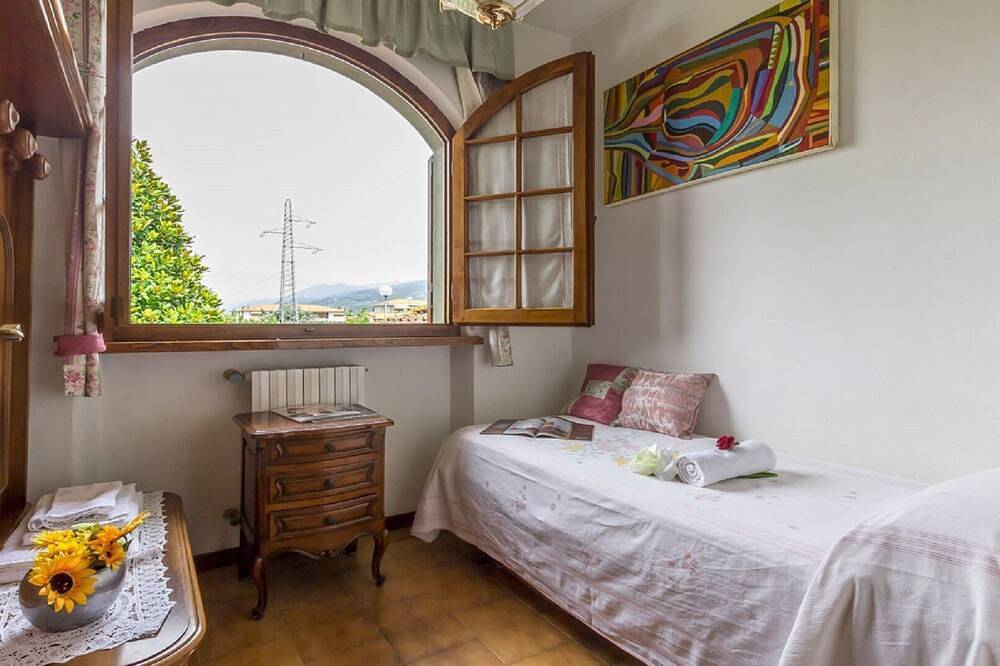 Schöne Villa in einem eleganten Forte dei Marmi - schöner Garten - 8 Personen in Forte dei Marmi, Italienische Riviera