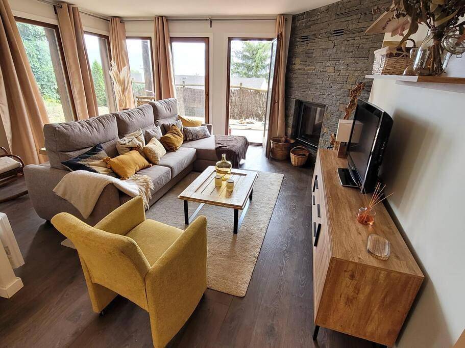 Appartement entier, Precioso apartamento con jardín privado a 4 km de Puigcerdà in Enveitg, Parc naturel régional des Pyrénées catalanes