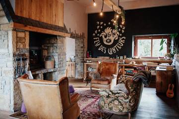 Location de vacances pour 4 personnes, avec vue ainsi que jardin et terrasse dans Lesterny