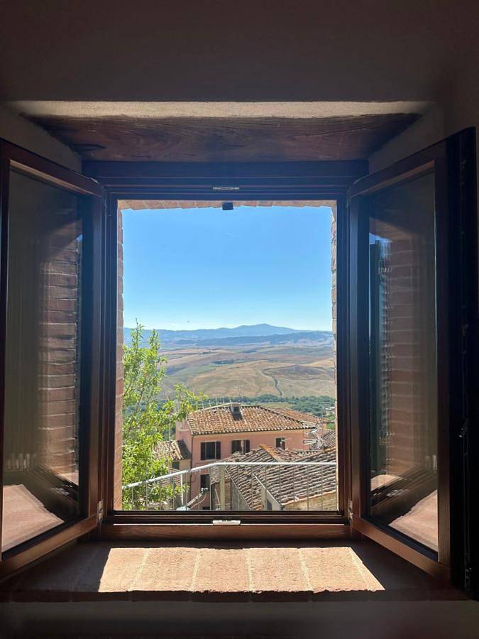 Appartamento per 4 persone, con terrazza e panorama, con animali domestici in Castiglione d'Orcia