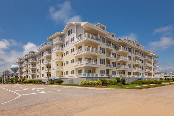 Apartamento de vacaciones para 8 personas, con vistas además de balcón y piscina - 1