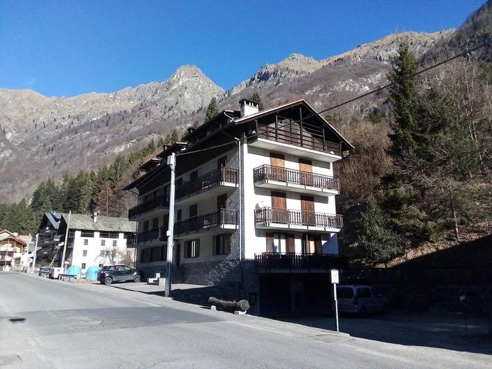 Gîte pour 4 personnes, avec vue et balcon dans Mollia