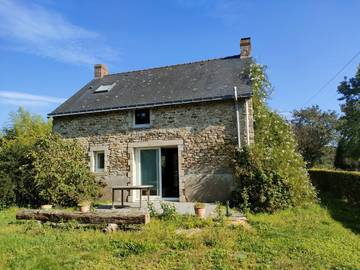 Gîte pour 6 personnes, avec jardin et terrasse à Camoël