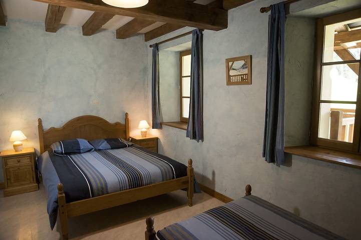 Gîte 120 mètres carré rénové dans  Ancienne Ferme in La Pesse, Parc naturel régional du Haut-Jura