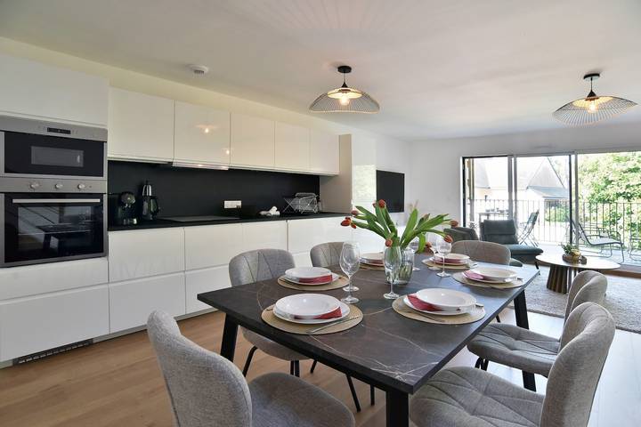 Ganze Wohnung, Ferienwohnung für 6 Personen mit Balkon in Dinard, Saint-Malo und Umgebung
