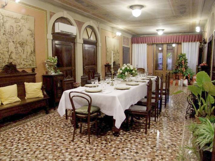 Chambre d’hôte pour 8 personnes, avec Jardin et Vue à Cinto Caomaggiore