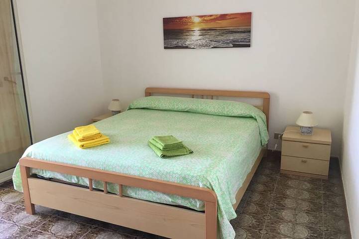 Il giardino sul mare - Villa con giardino a pochi metri dal mare in Cava d'Aliga, Scicli