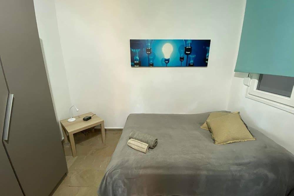  House with Garden, Sea and Mountain View in Loutraki-Perachora, Korinthia