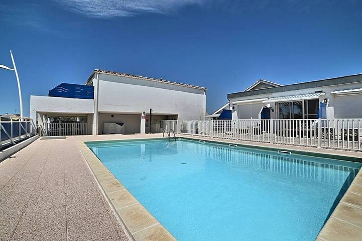 Appartement de vacances pour 4 personnes, avec piscine