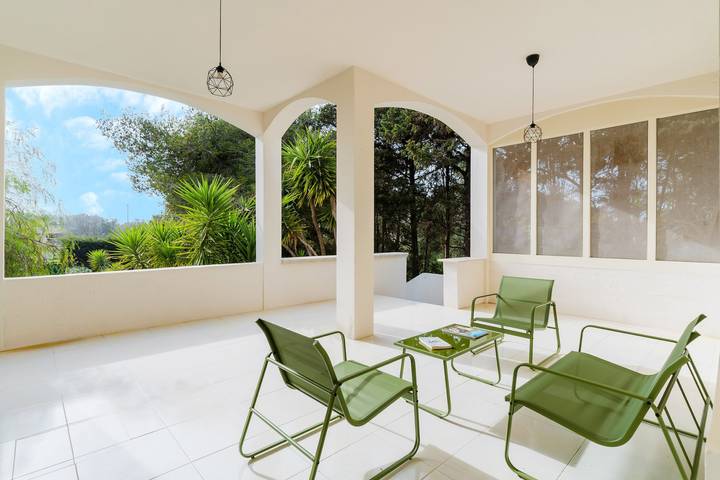 Villa pour 8 personnes, avec jardin et balcon dans les Pouilles