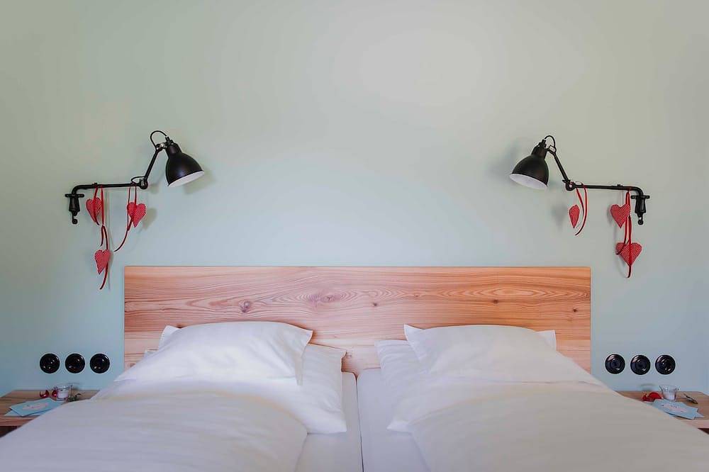 Doppelzimmer - Gasthof Rössle in Innerbraz, Verwall