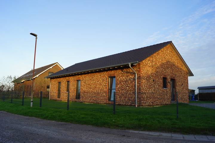 Bungalow für 6 Personen, mit Whirlpool und Sauna sowie Garten in Dithmarschen - 2